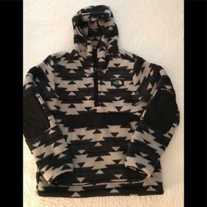 North Face men’s Sherpa 1/4 zip fleece